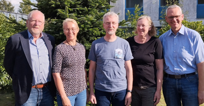 Dem Aufsichtsrat der Energiegenossenschaft gehören an (von rechts) Björn Thümler, Elke Kuik-Janssen, Ulrich Bohlken, Dorit Gerdes und Lutz Timmermann.