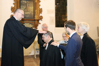 Festlicher Gottesdienst in der St.-Ulrichs-Kirche in Rastede zur Einführung von Oberkirchenrat Lars Dede