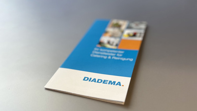 Das Symbolbild zeigt eine Broschüre von Diadema.